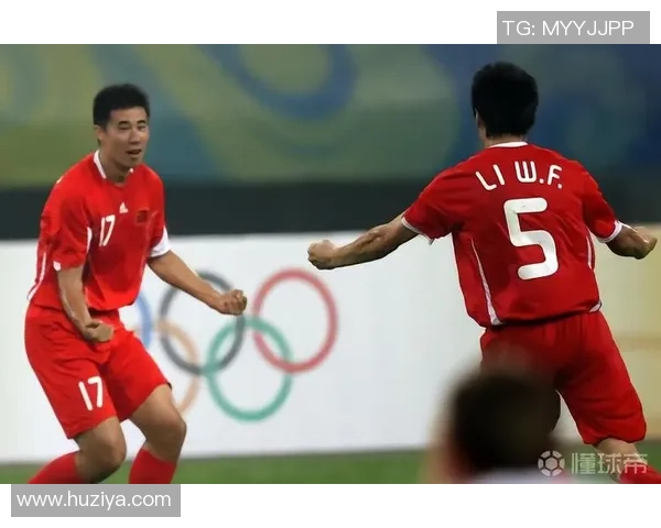 黄丽专访：从绿茵场到人生舞台的足球旅程回顾与感悟
